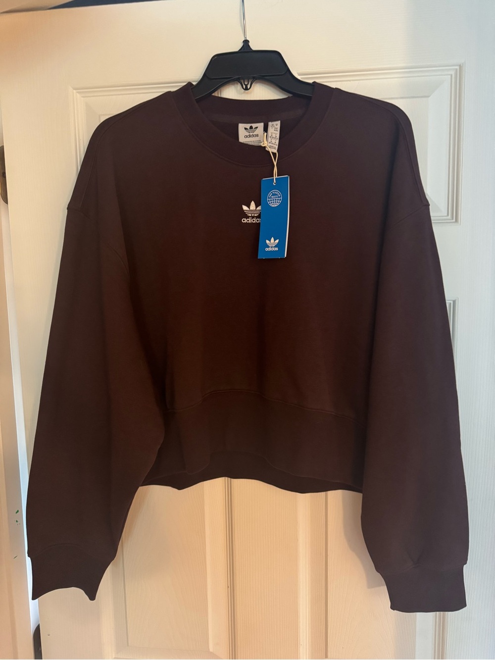 NWT Adidas Women's Adicolor Essentials Crew cropped sweatshirt